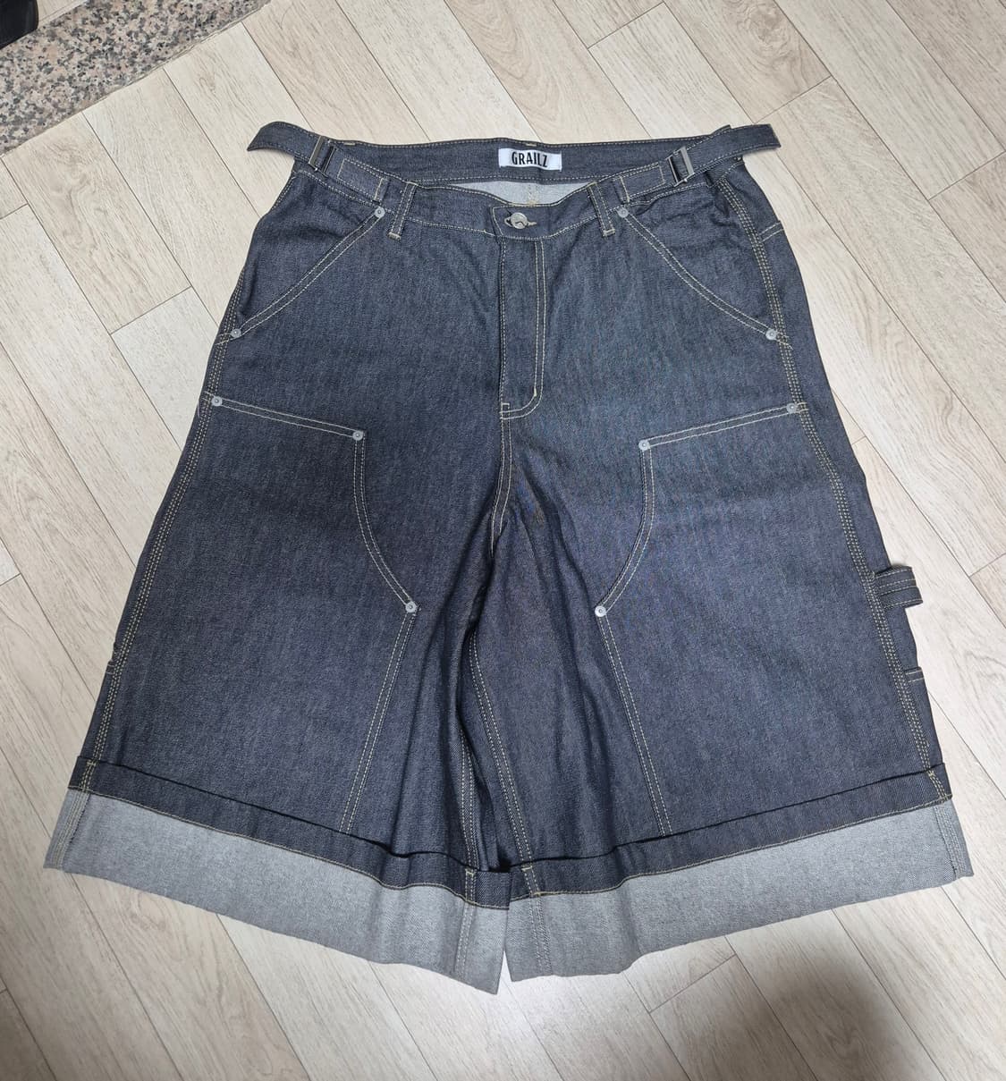 코인서울 그레일즈 버뮤다 2사이즈 상품이미지2