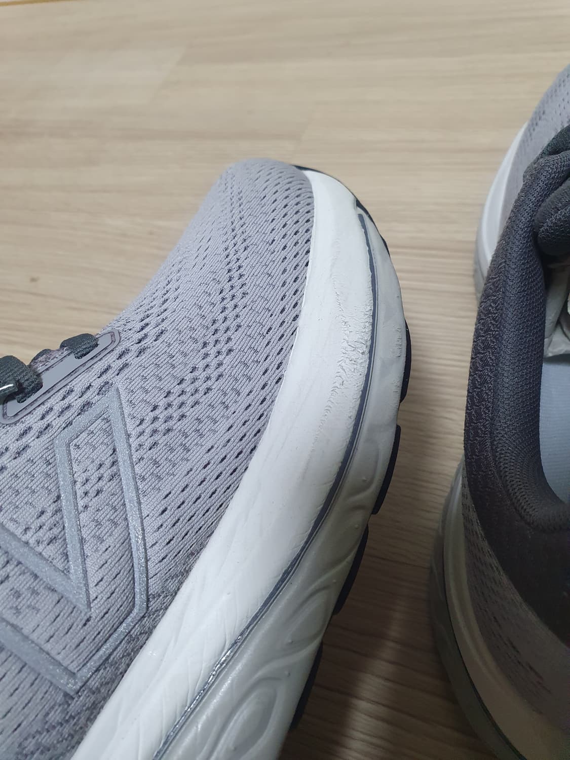 뉴발란스 860 프레쉬폼 운동화 260 상품이미지6