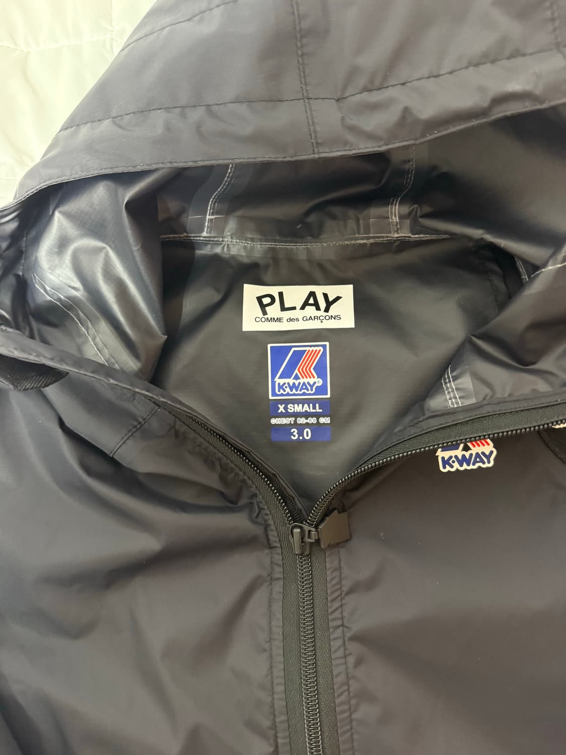 꼼데 까웨 콜라보 바람막이 상품이미지3