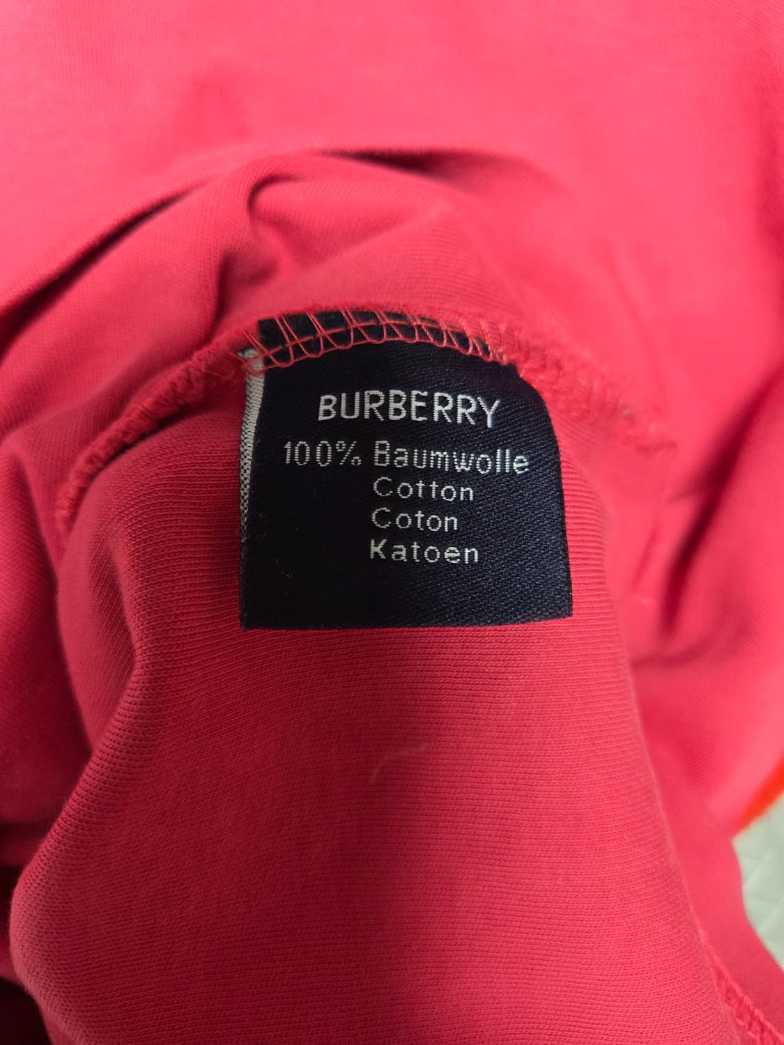 버버리 런던 핫핑크 긴팔 카라티 100정도 레플리카 상품이미지3