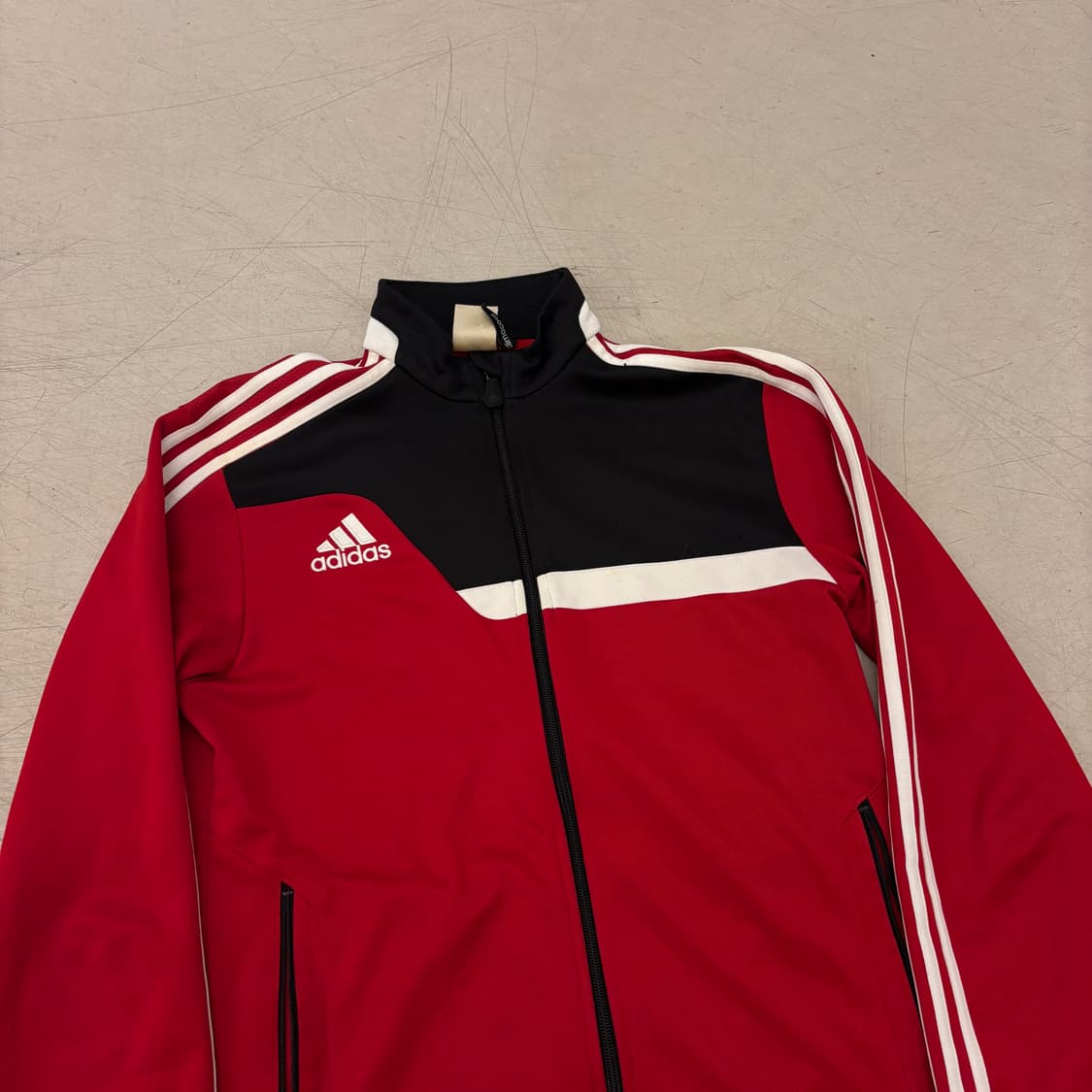 아디다스 이큅먼트 배색 트랙탑 상품이미지2