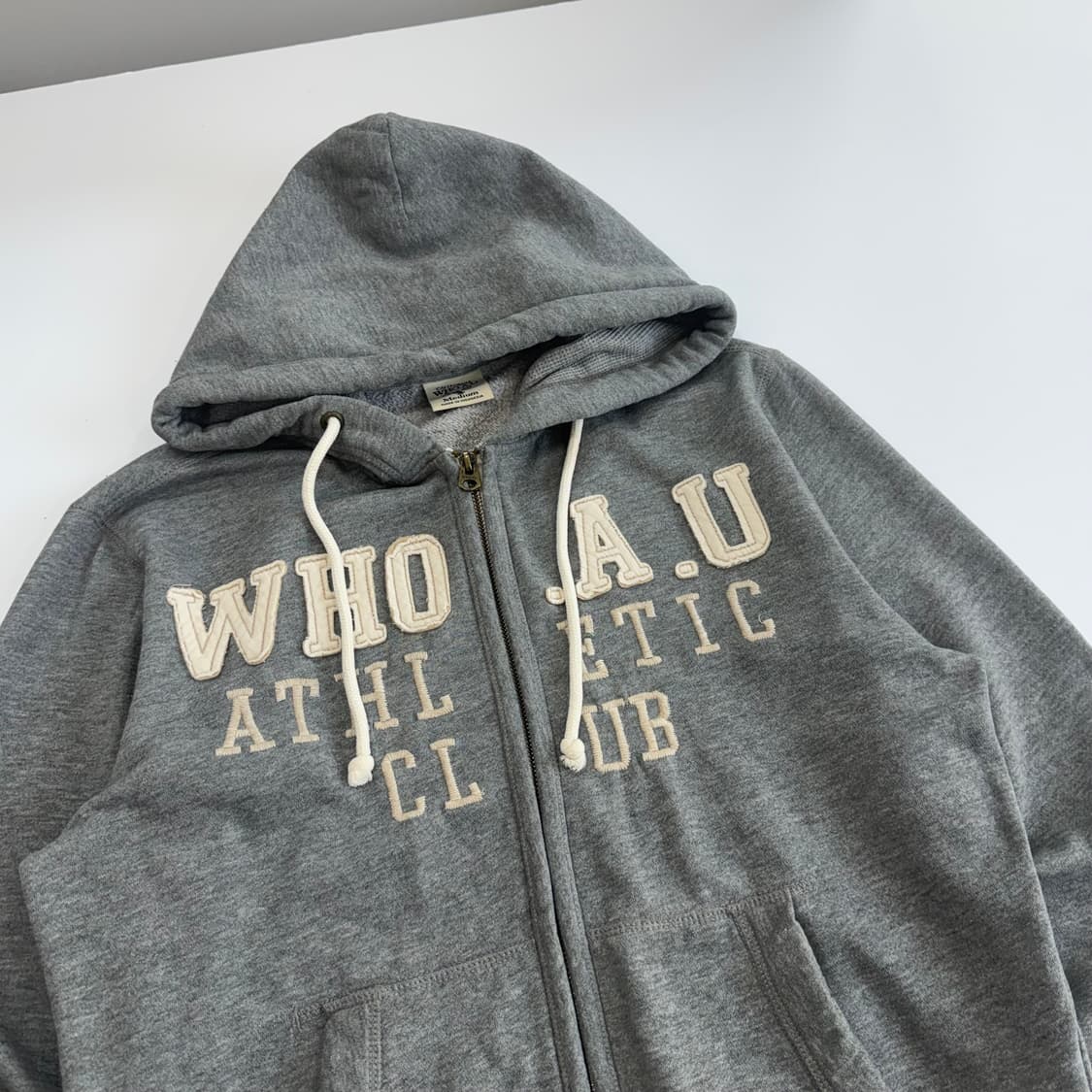 Who.A.U 후아유 스펠아웃 로고 그레이 후드집업 상품이미지4