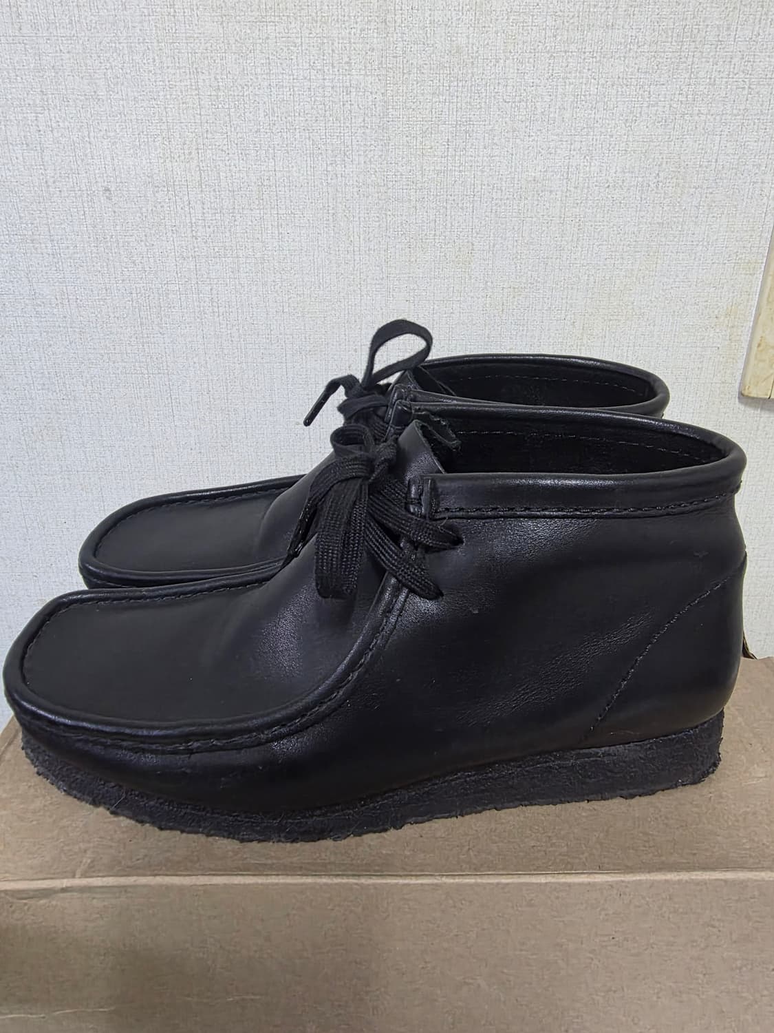 클락스 왈라비 부츠 레더 블랙 260 사이즈 상품이미지1