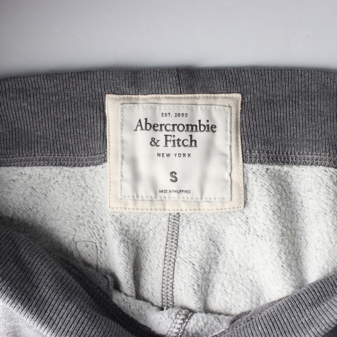 아베크롬비 빅로고 자수 기모 조거 팬츠 그레이 S 상품이미지6