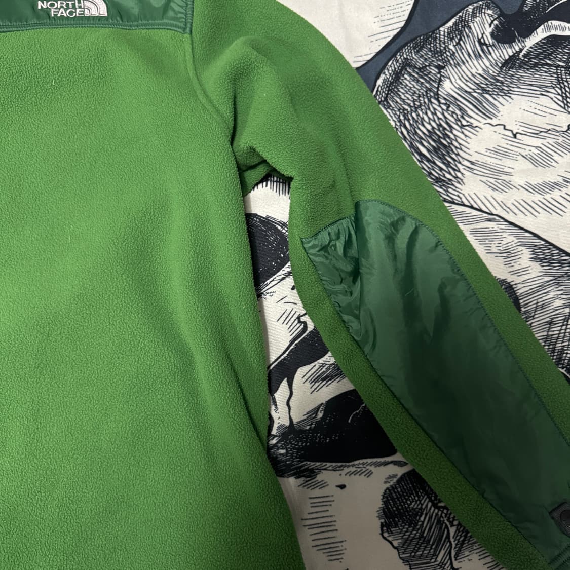 노스페이스 그린 후리스 L사이즈  상품이미지7