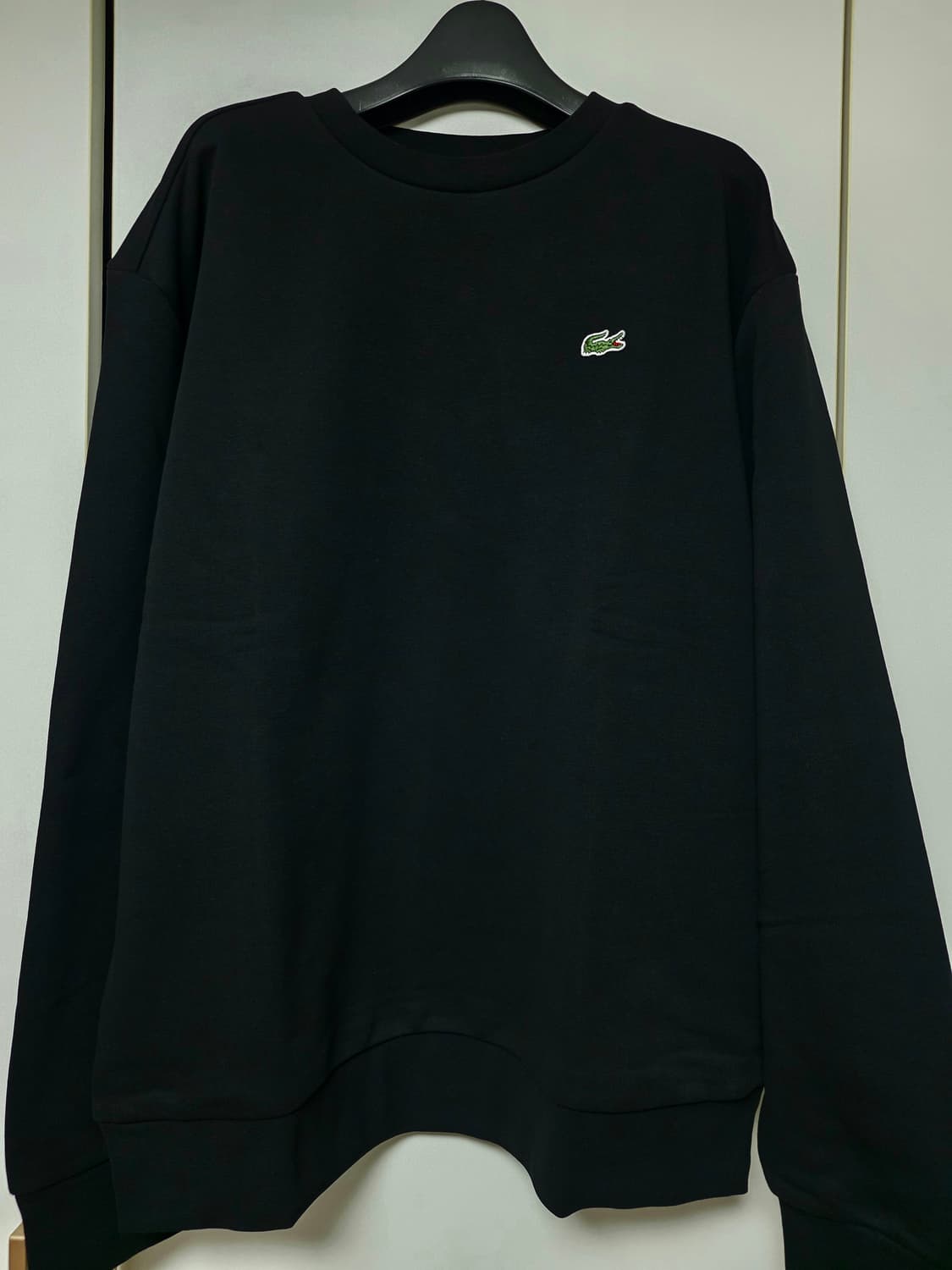 라코스테 블랙 맨투맨 티셔츠 상품이미지1