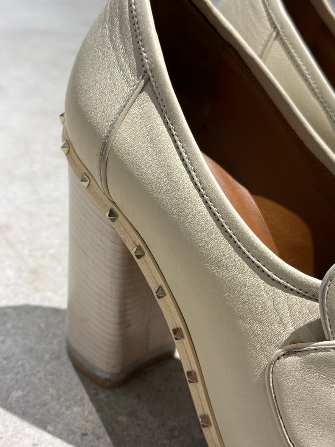 발렌티노 락스터드 로퍼 힐 37 상품이미지7