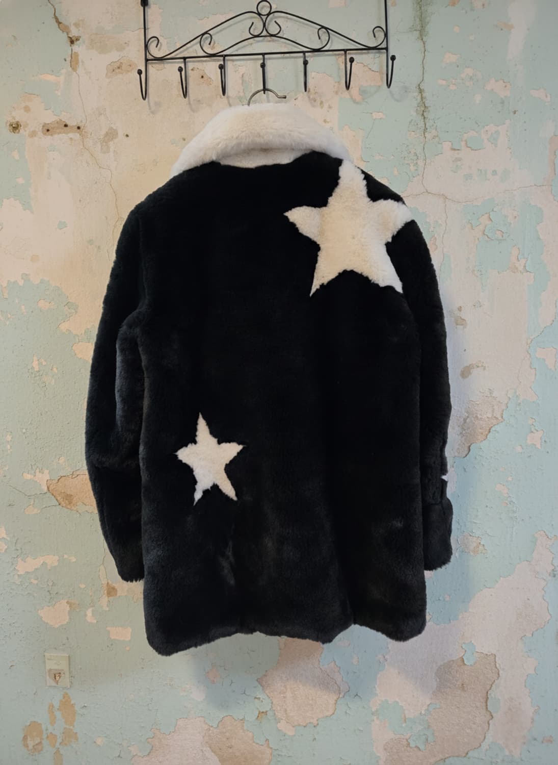 게스 별 패턴 페이크 퍼 코트 XS 상품이미지2