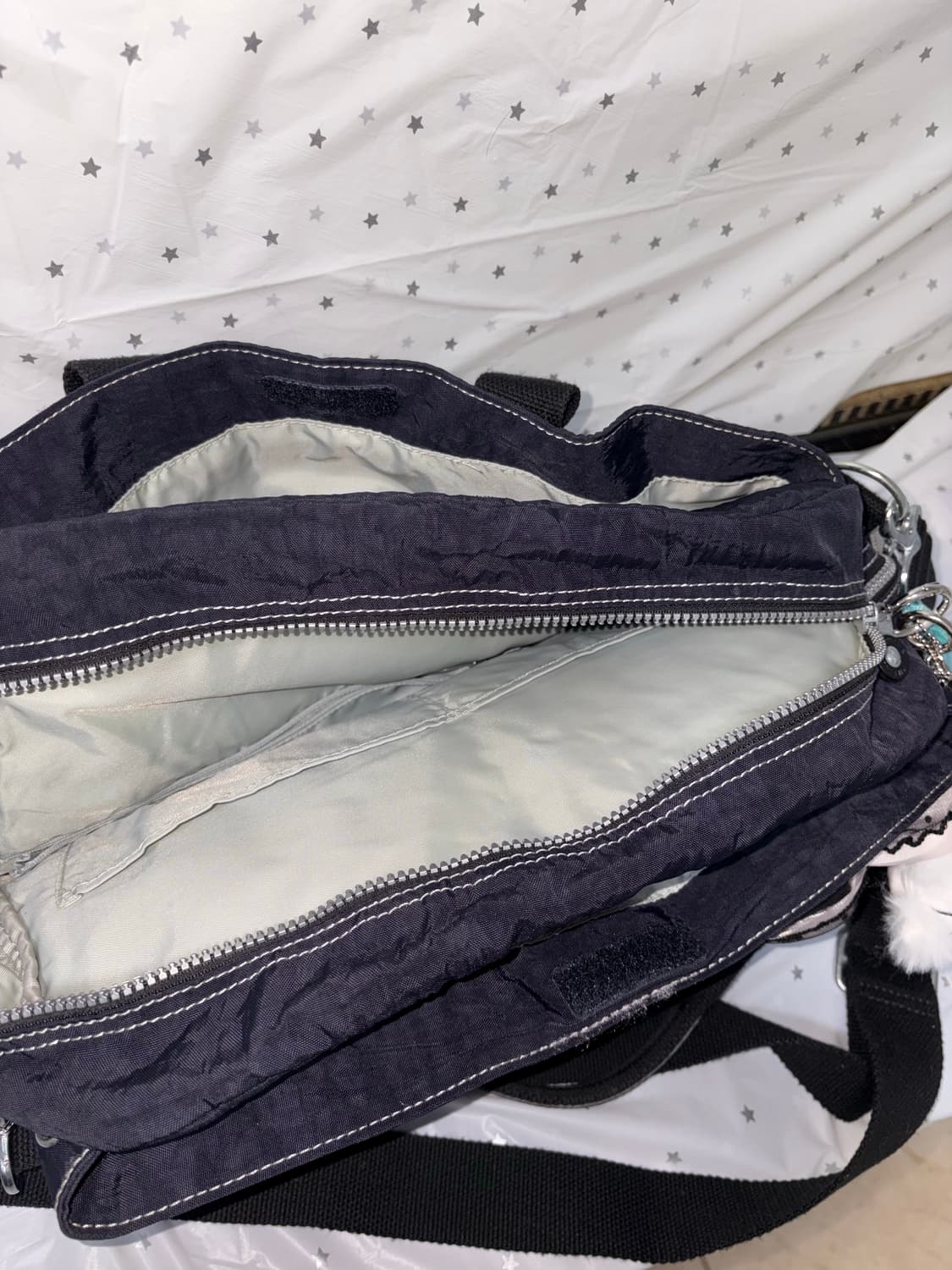 Kipling navy big shouler bag 상품이미지8