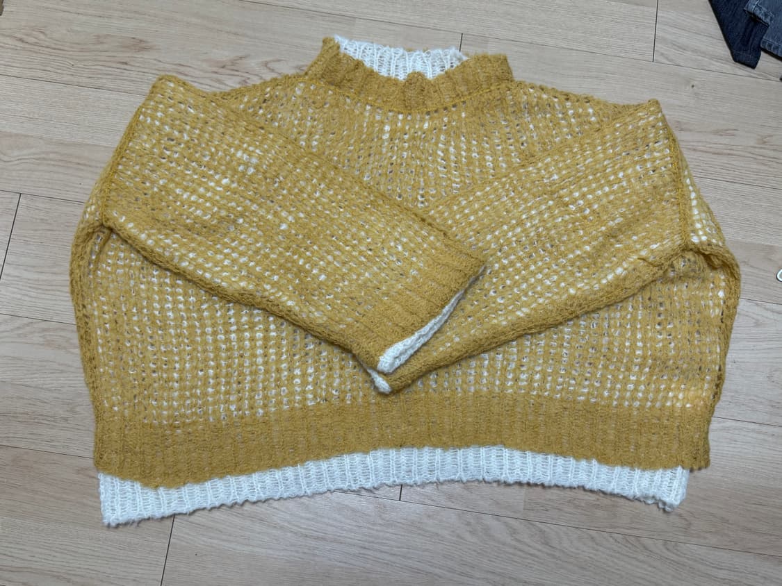 AIREI 옐로우 레이어드 스웨터 상품이미지1