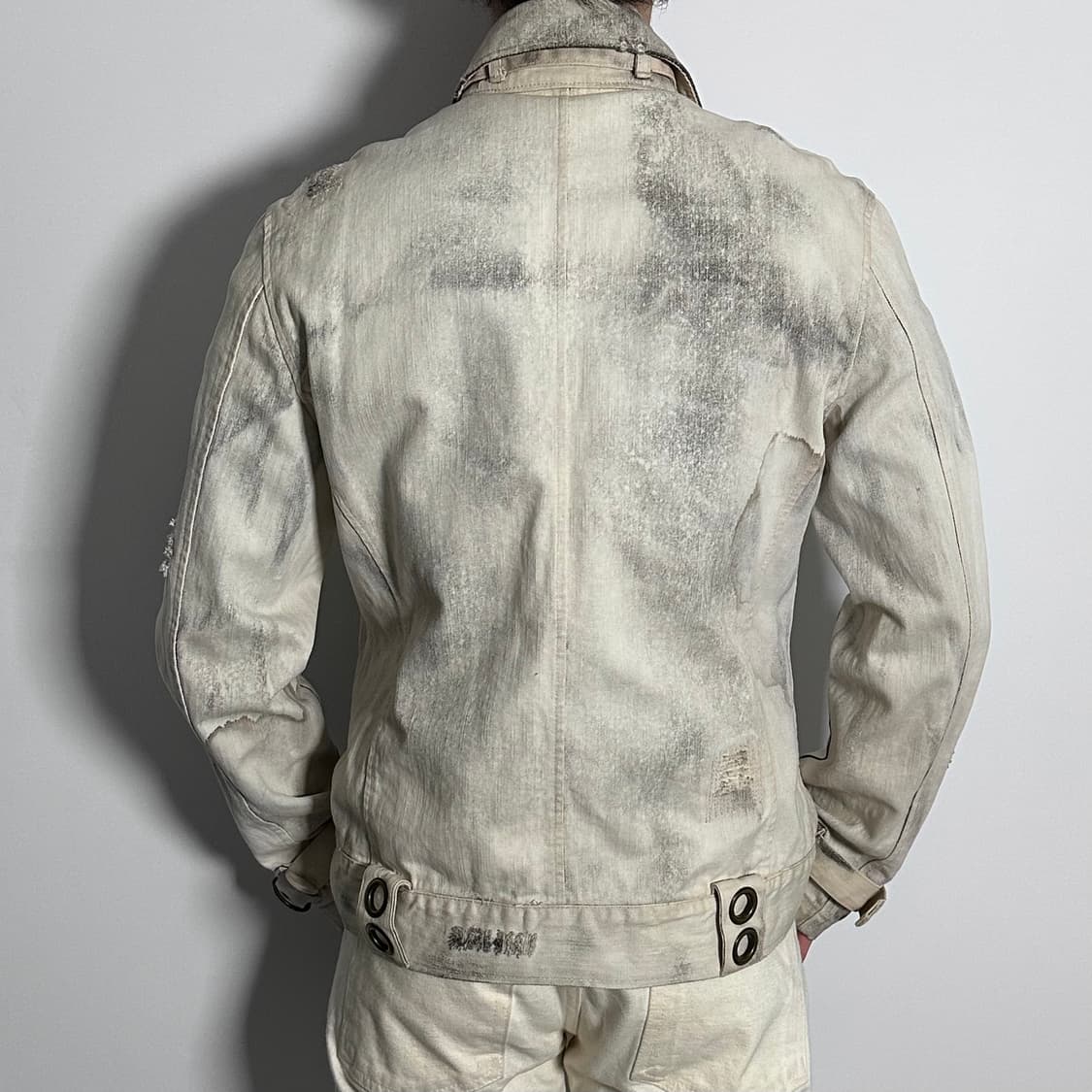 in the attic 화이트 워시드 데님 바이커 자켓 (on.568)  상품이미지3