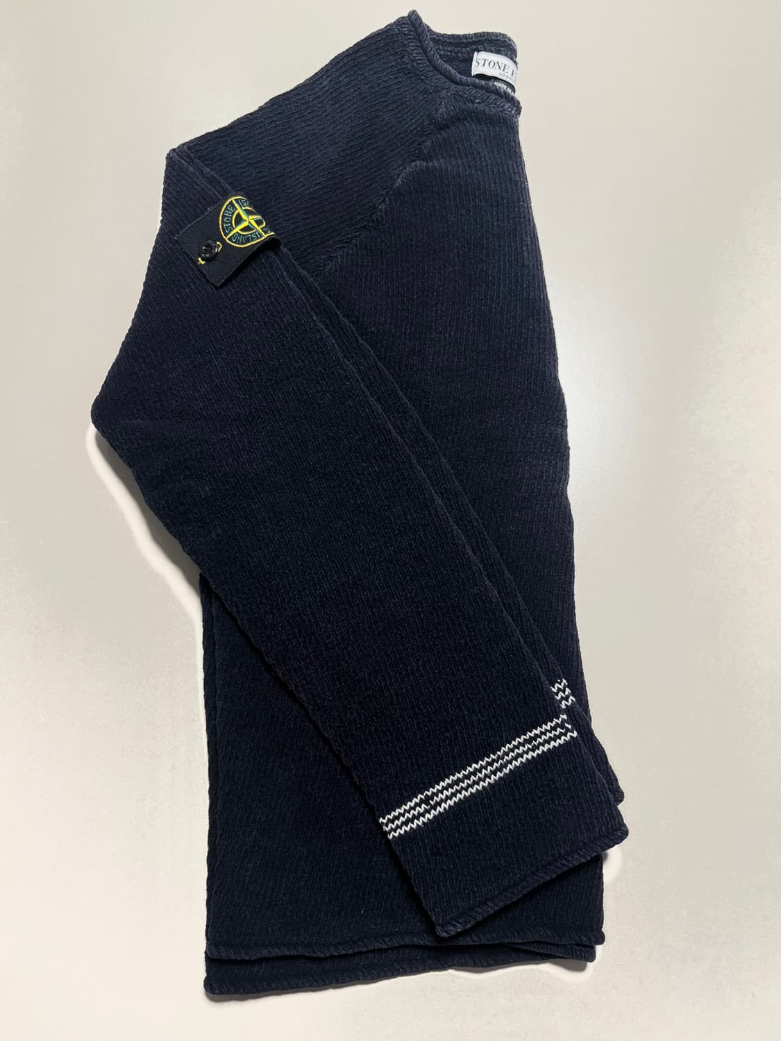 스톤아일랜드 네이비 니트 스웨터 2022아카이브 한정판 상품이미지1