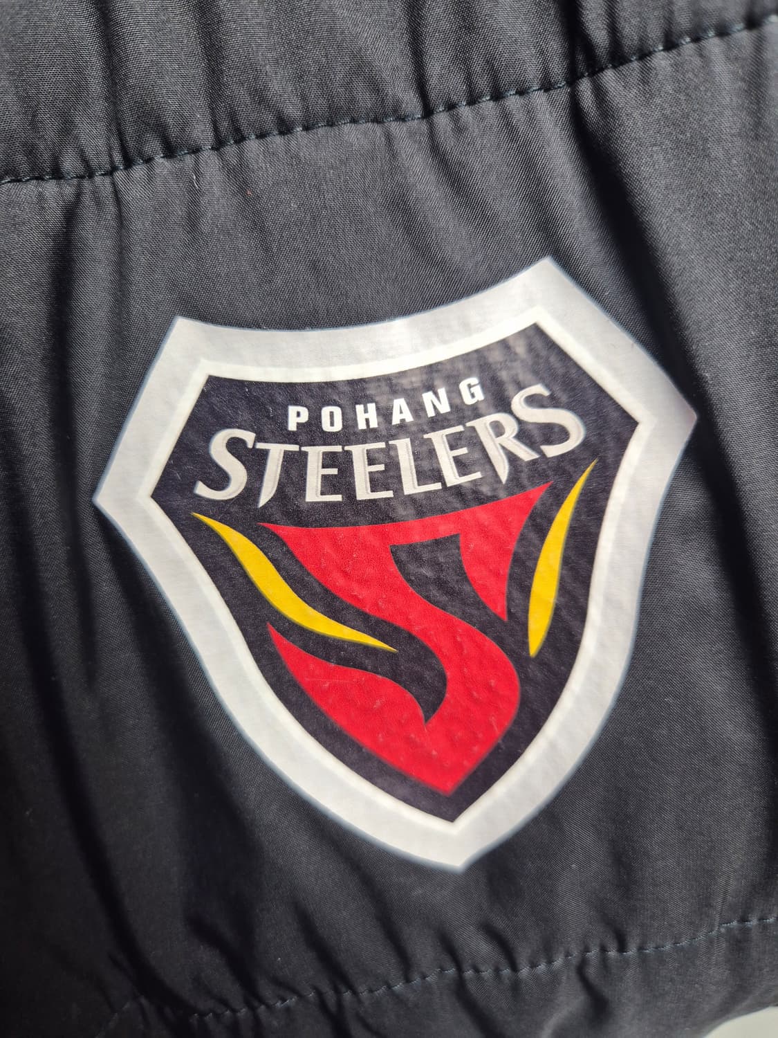 포항 스틸러스 패딩조끼 팝니다 상품이미지2