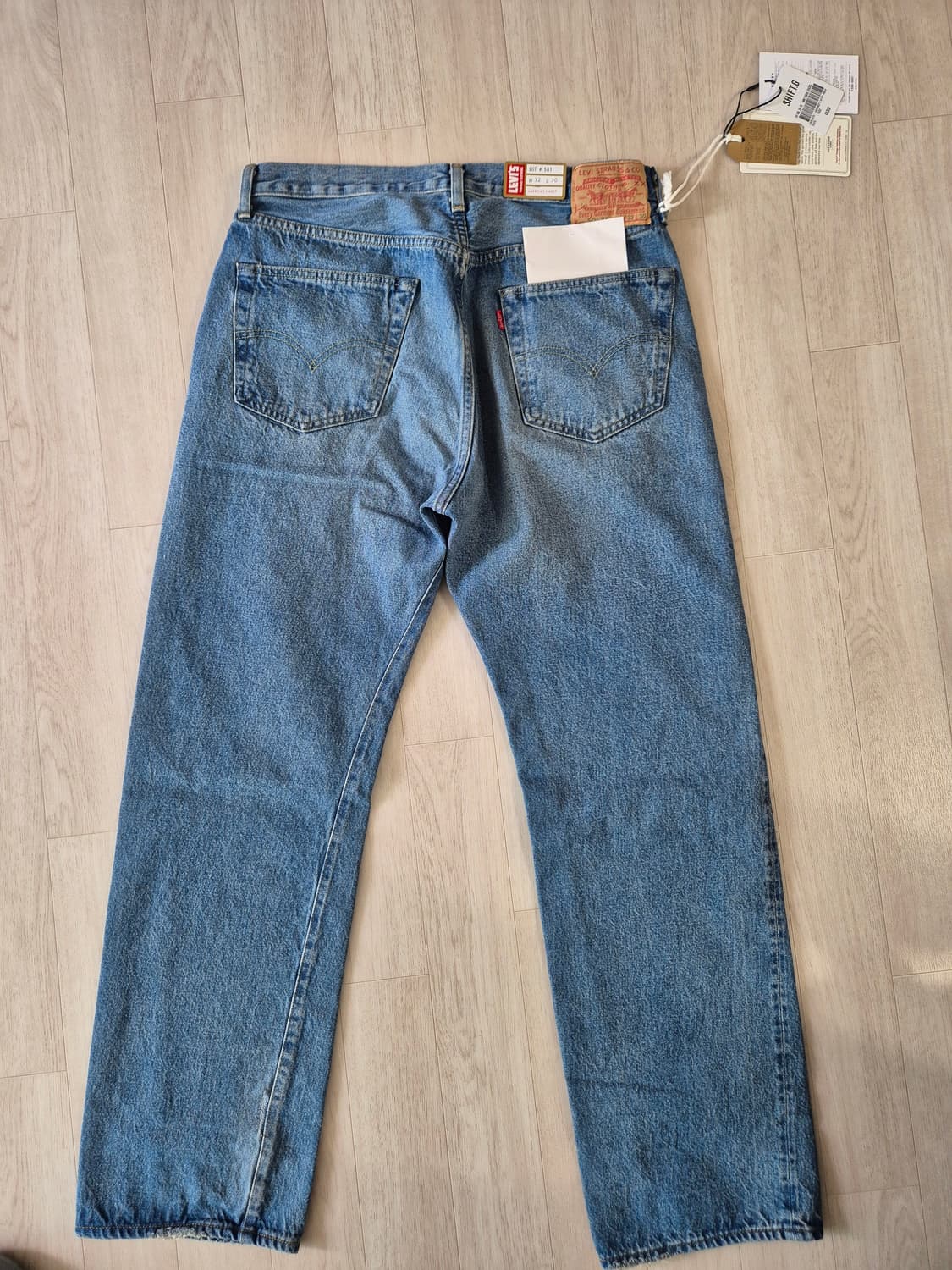 lvc55501 도르닉 (32/30) 상품이미지2