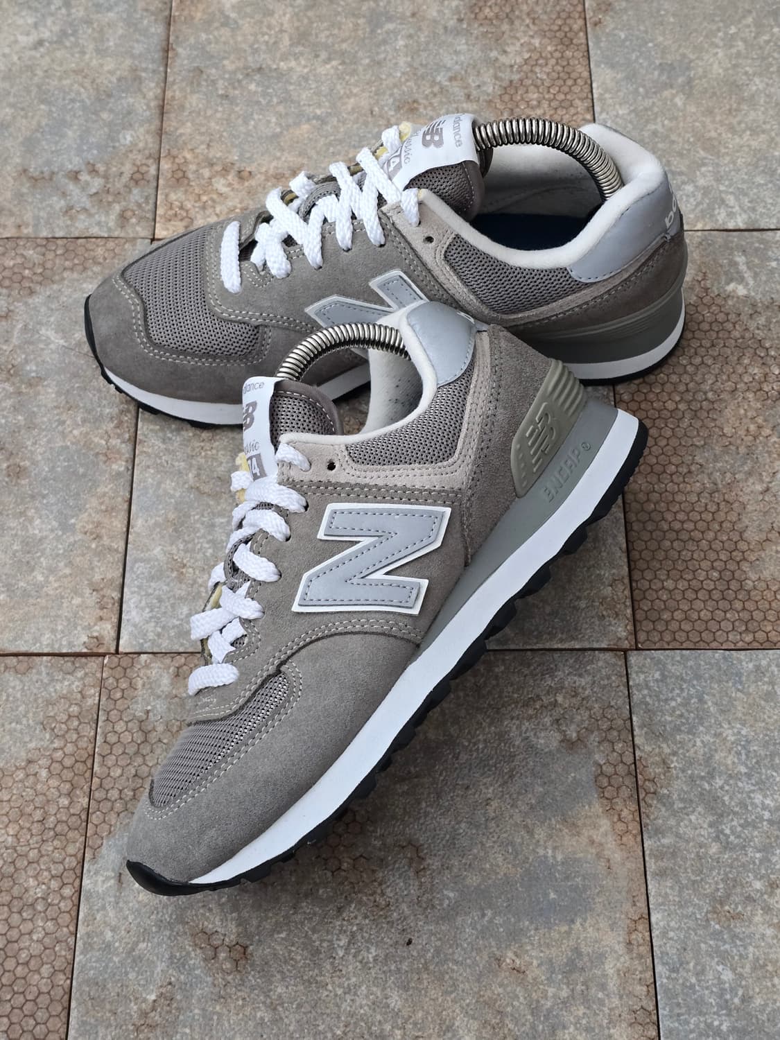 (225)뉴발란스 574 그레이  상품이미지3