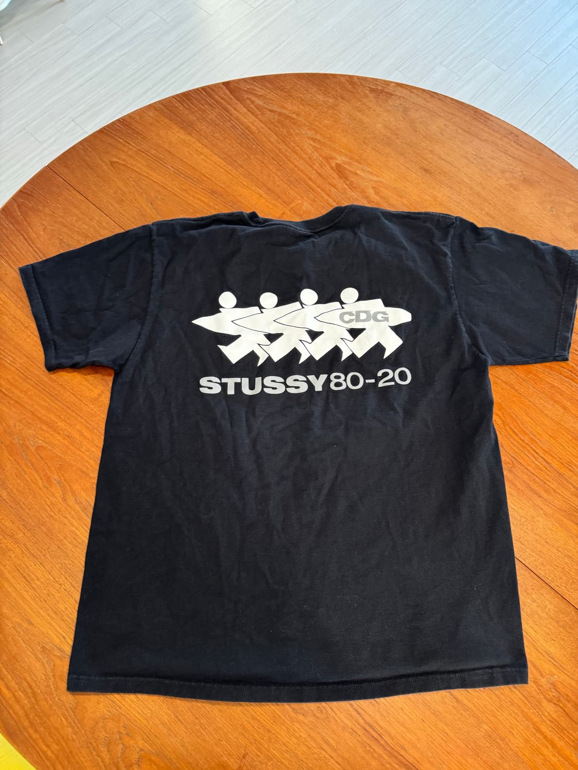 (105)스투시 꼼데 CDG 반팔티 블랙 L 상품이미지1