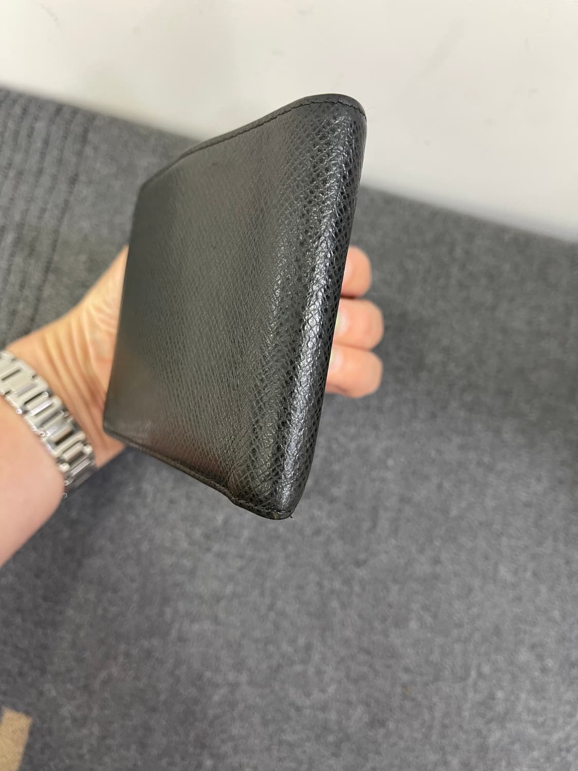 루이비통 타이가 반지갑 상품이미지1