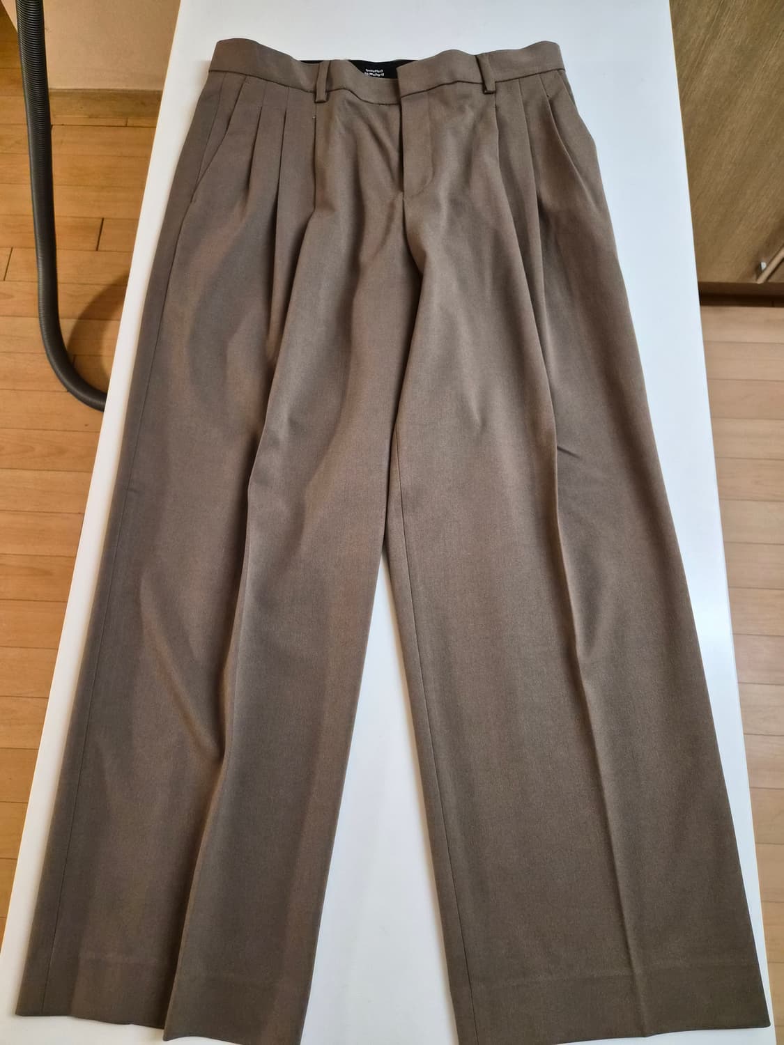 무신사 쓰리턱 세미 슬랙스 31 상품이미지3