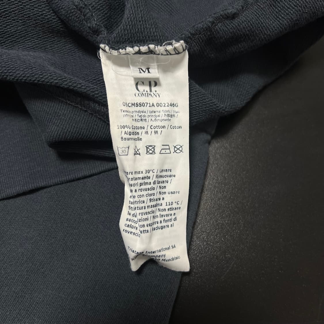 CP컴퍼니 네이비 맨투맨 상품이미지6