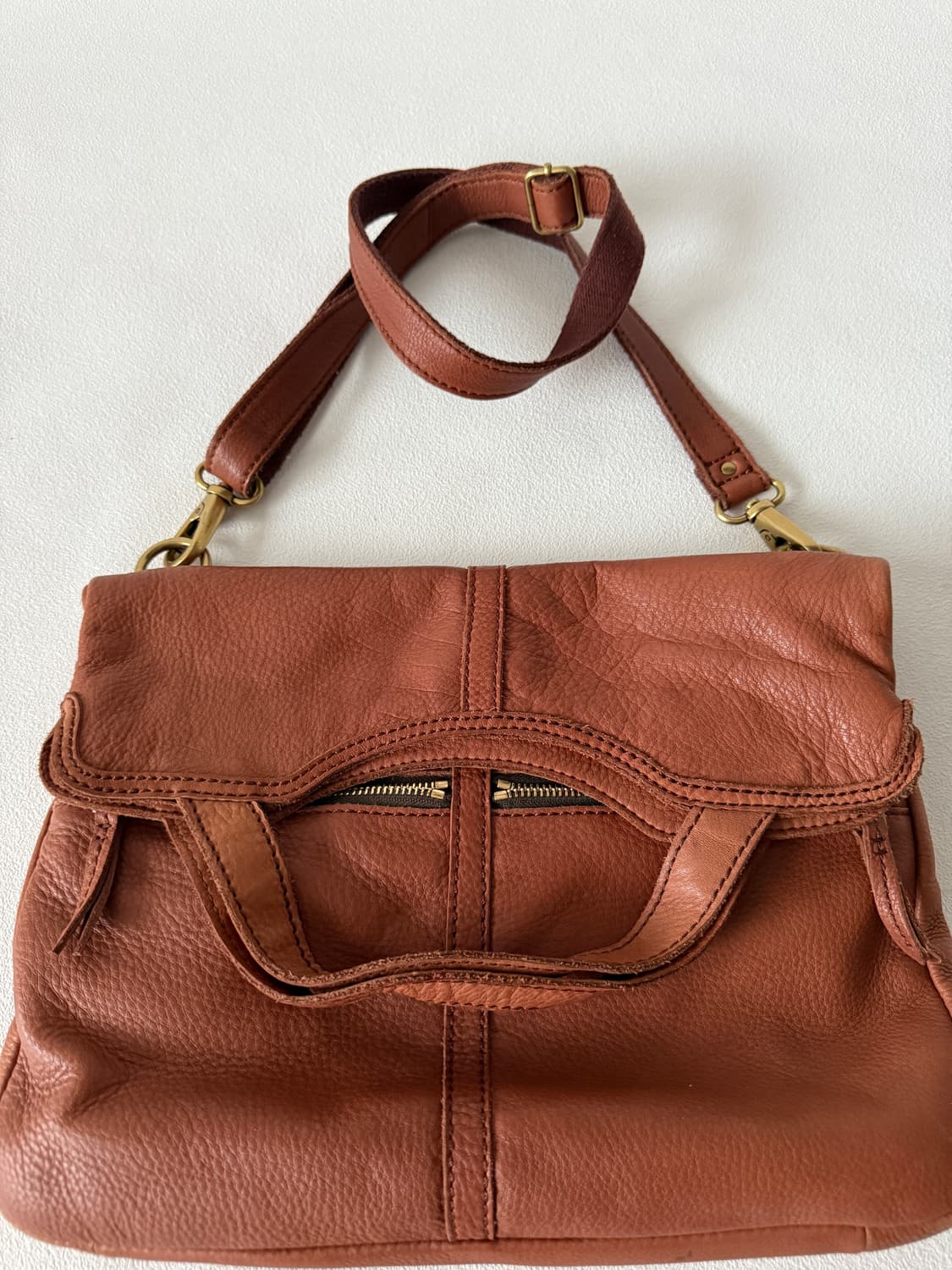 파슬(FOSSIL) 레더 토트 크로스백 상품이미지3