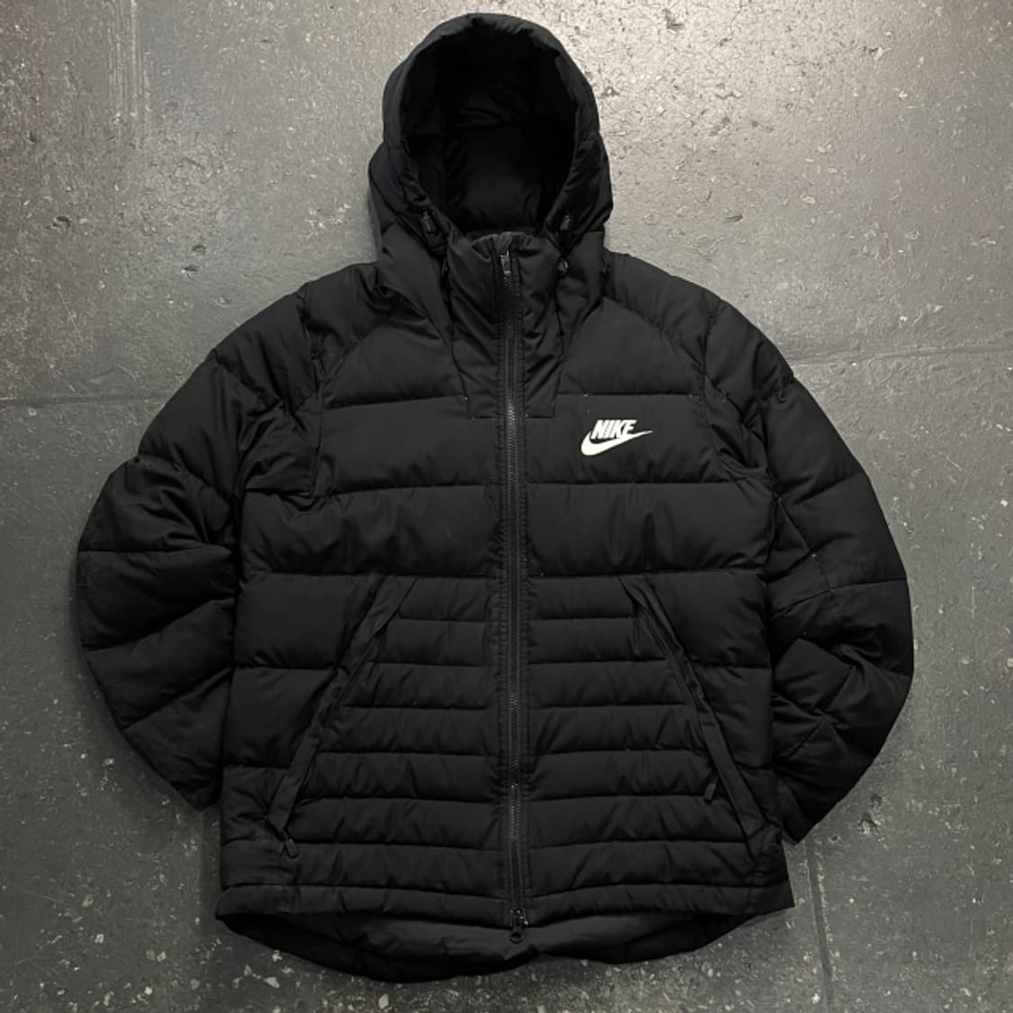 100 나이키 경량패딩 상품이미지1