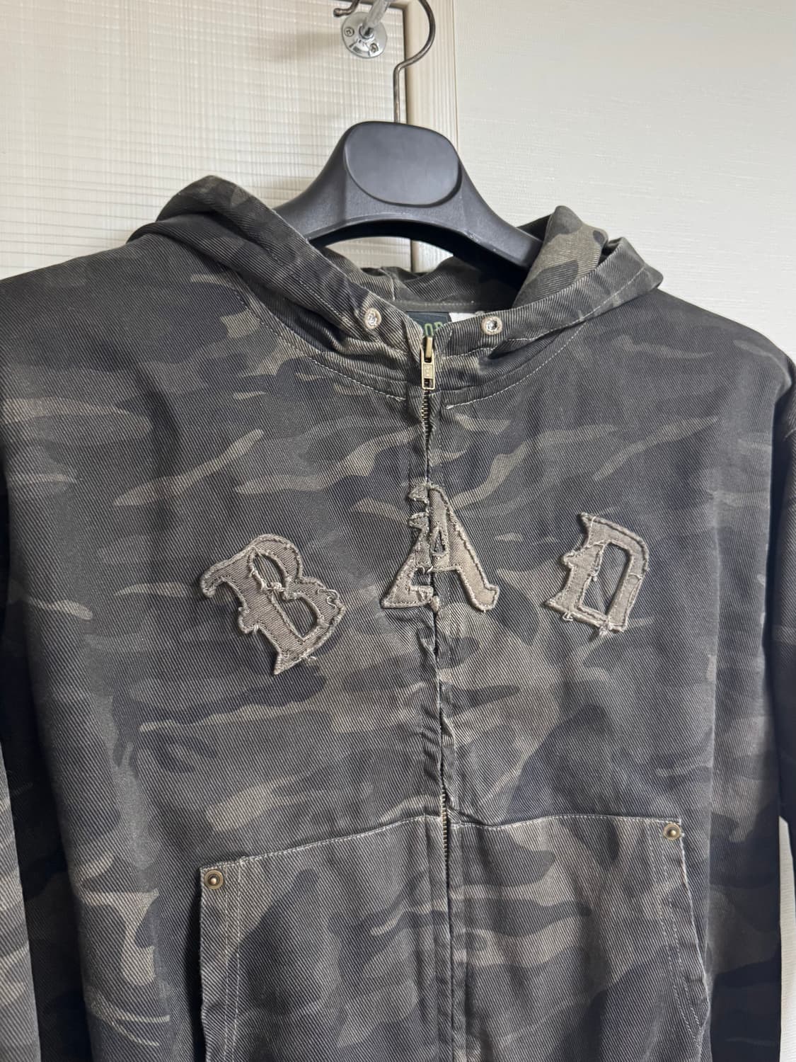 배드블러드 라이온패치 카모 후드집업 L사이즈 상품이미지2