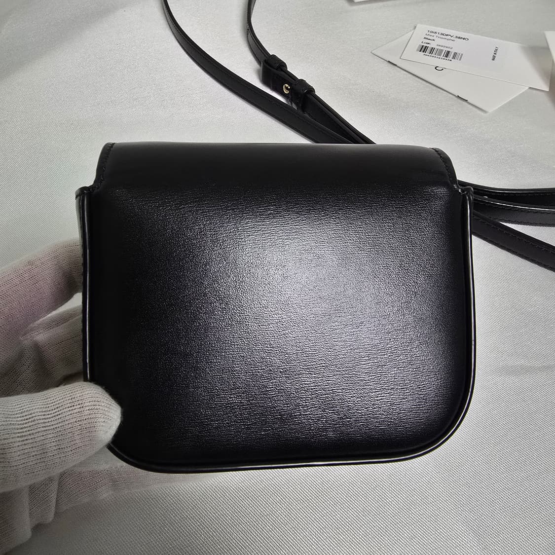 셀린느 미니 클로드 백 샤이니 카프스킨 블랙 상품이미지3