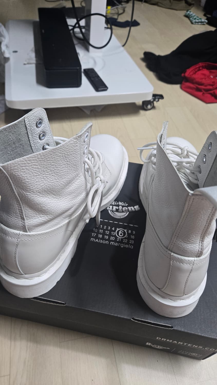 닥터마틴 1460 mm6 마르지엘라 콜라보 상품이미지2