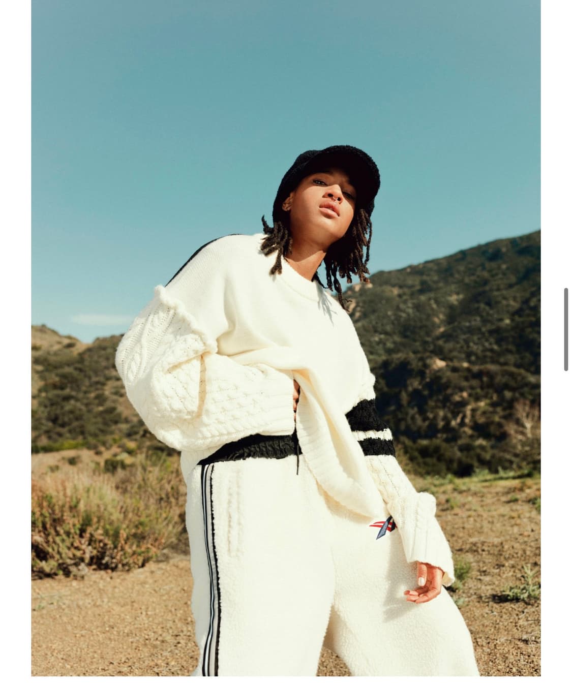 오니츠카타이거 스웨터 상품이미지2