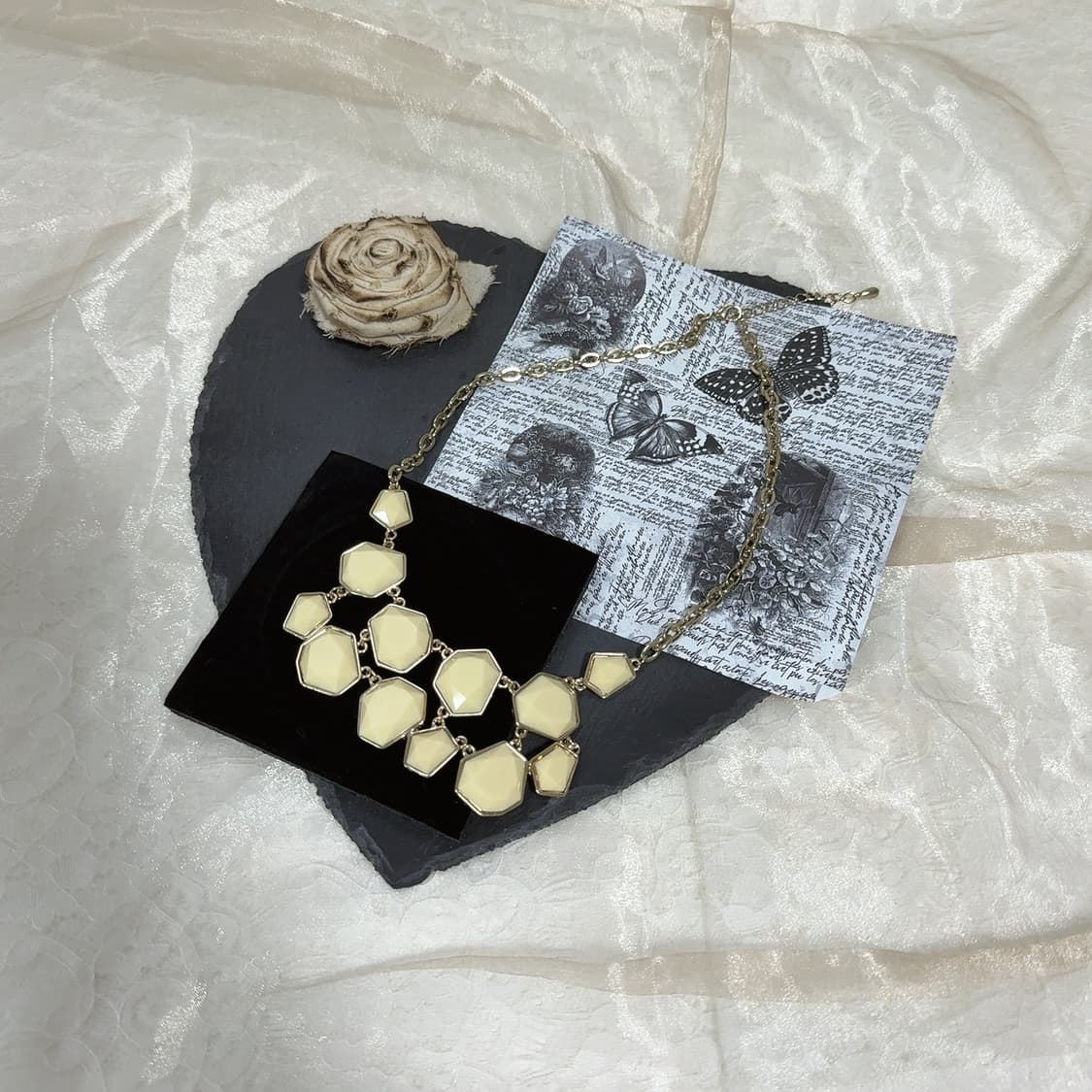 빈티지 중세  애그크림 오리엔탈 목걸이 상품이미지2