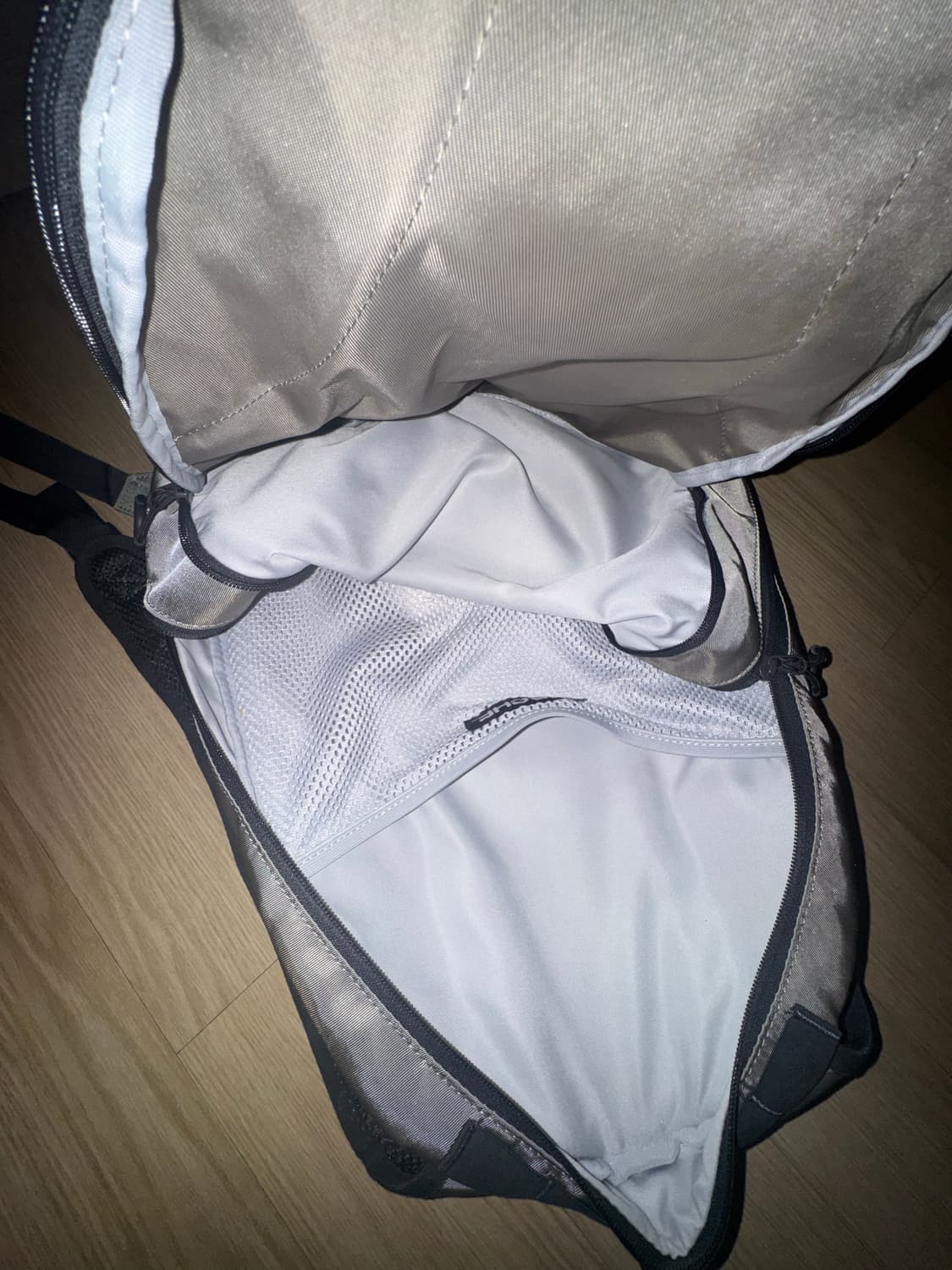 MISCHIEF BACKPACK 미스치프 롬버스 마운틴 백팩 카키 상품이미지3
