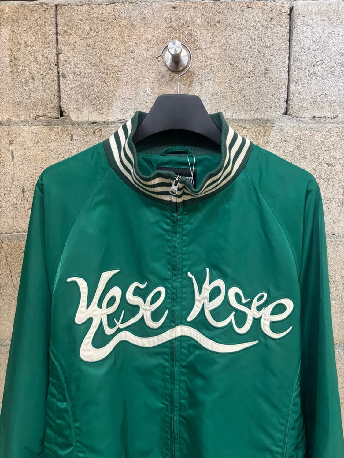 YESEYESEE 하이넥 스타디움 자켓 상품이미지2