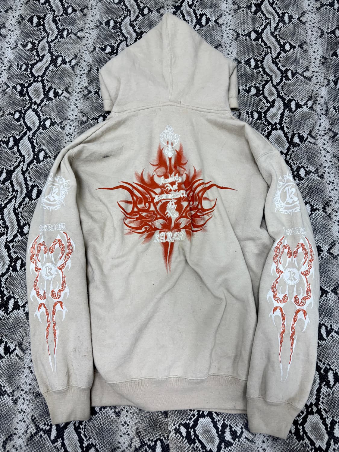 “Karma” Tribal&Cross Print Beige Hoo 상품이미지1