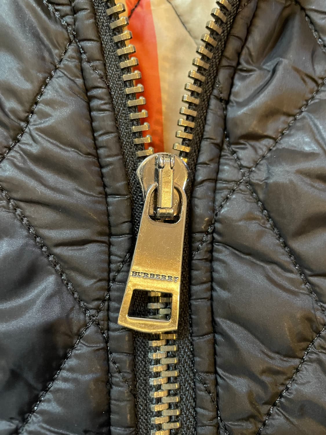 버버리 브릿 다이아몬드 퀄팅 자켓 상품이미지6