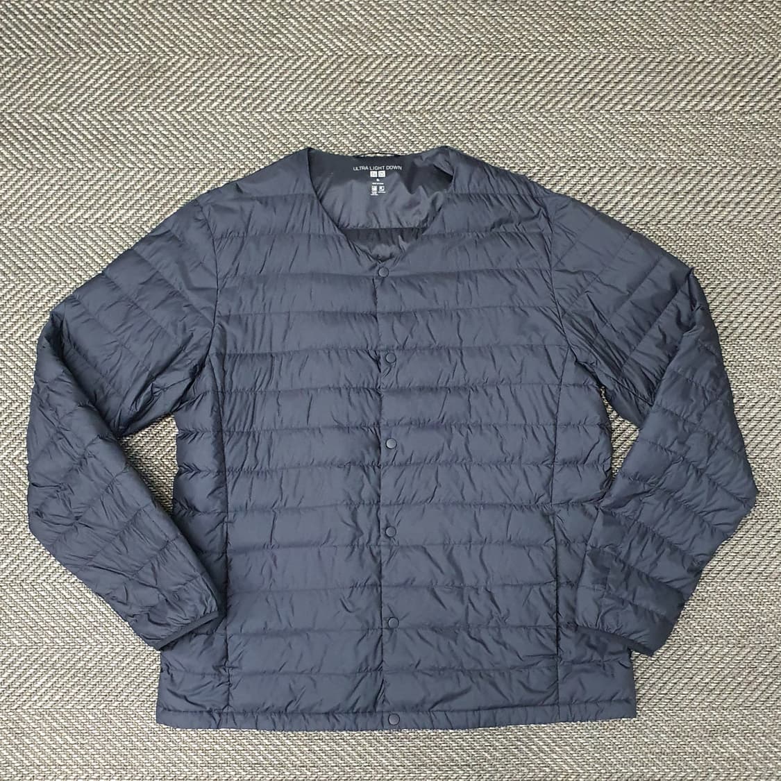 유니클로 오리털 경량패딩 남자105 상품이미지1