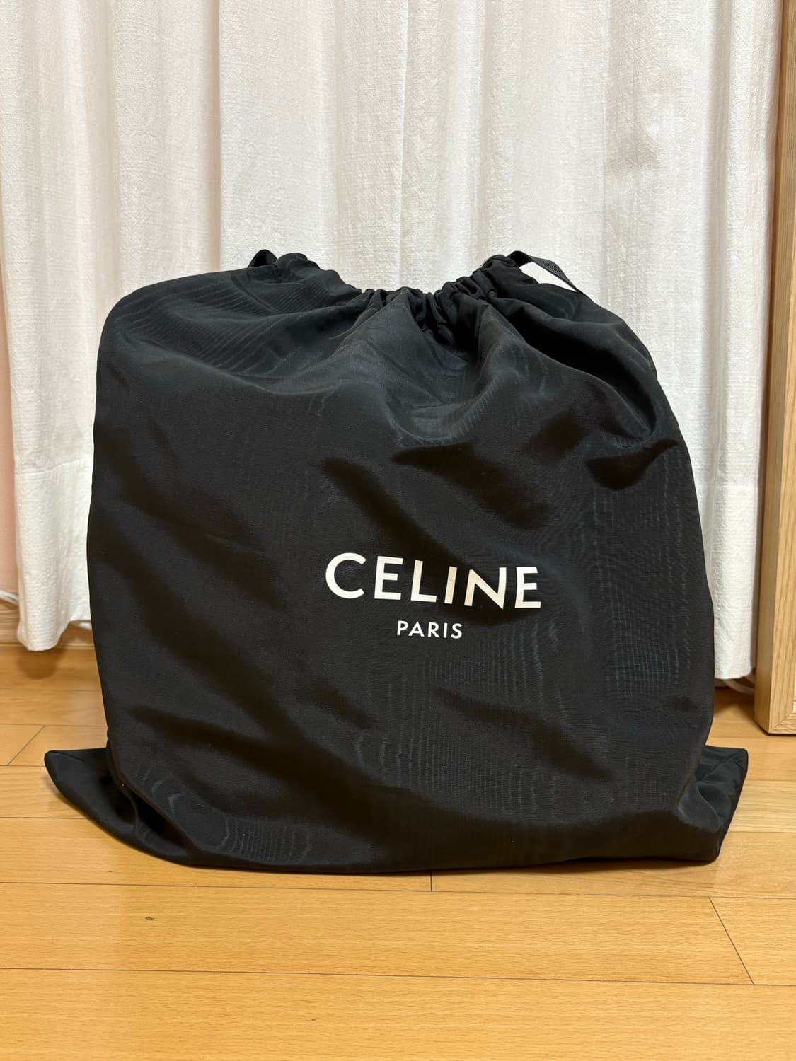 Celine 셀린느 트리옹프 캔버스 버킷 미디엄 상품이미지5