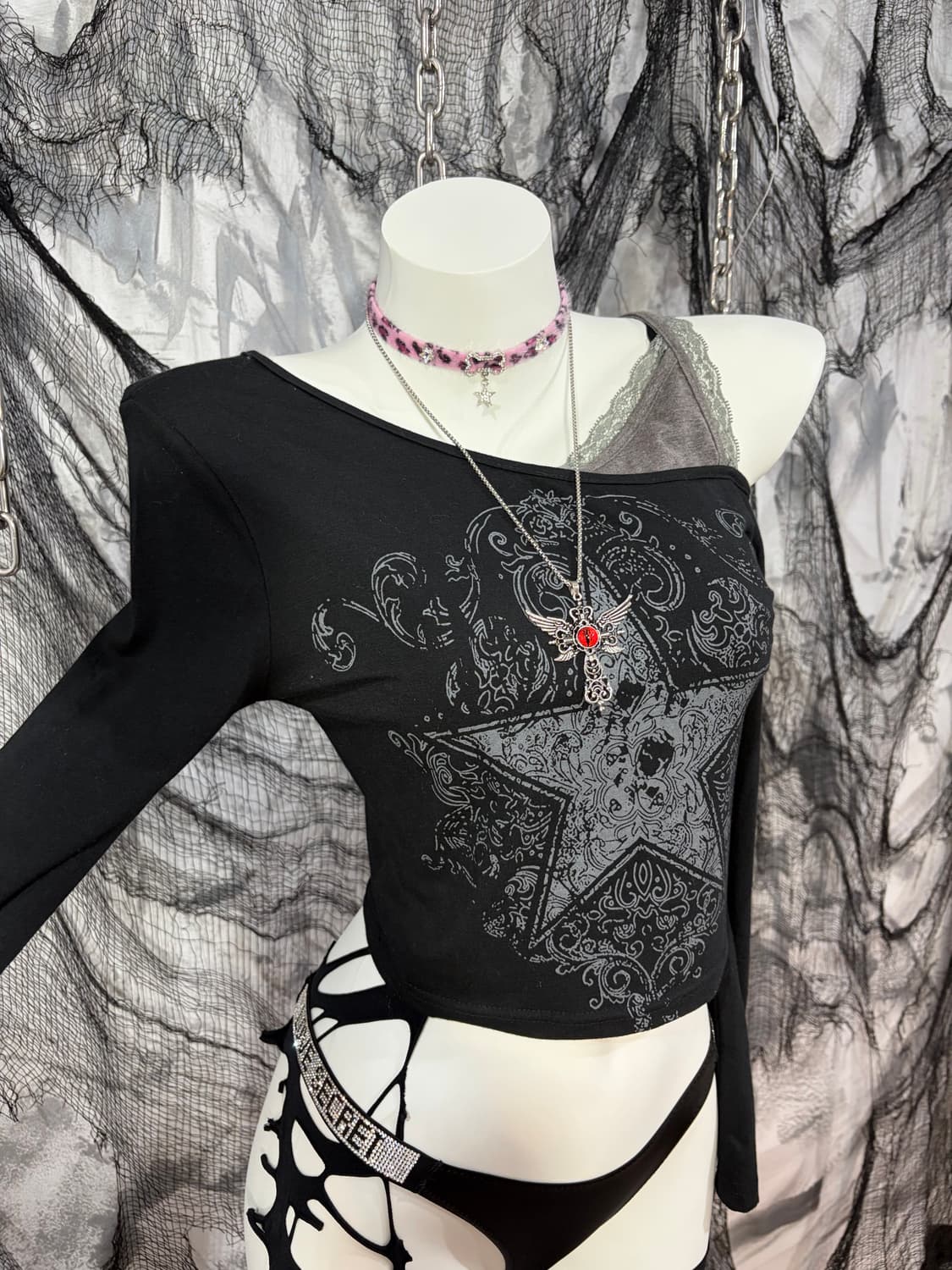 Y2K Gothic star off-shoulder sleeve 상품이미지5
