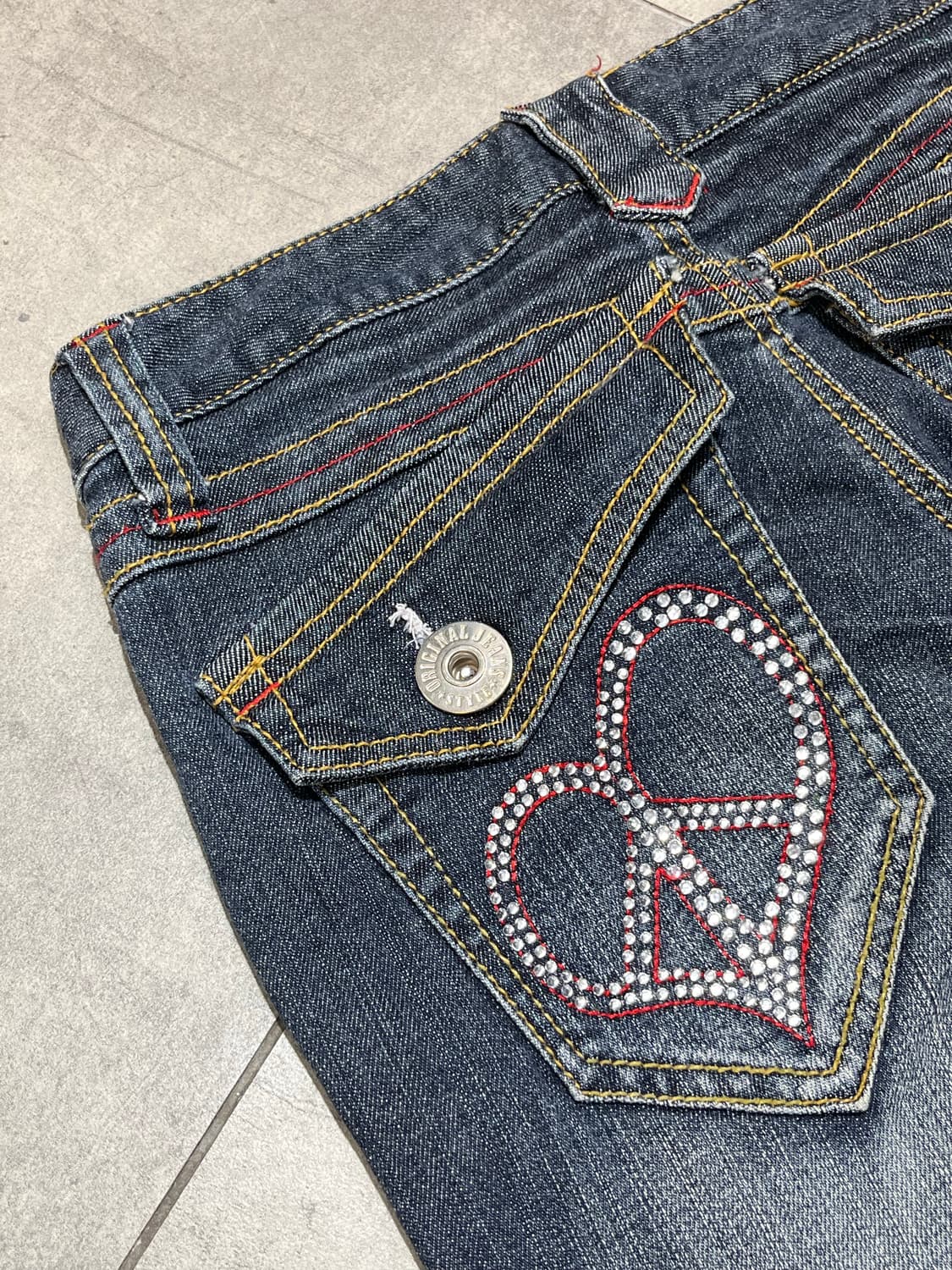 일본 빈티지 BCBG y2k 피스마크 큐빅 부츠컷 데님 팬츠 상품이미지5