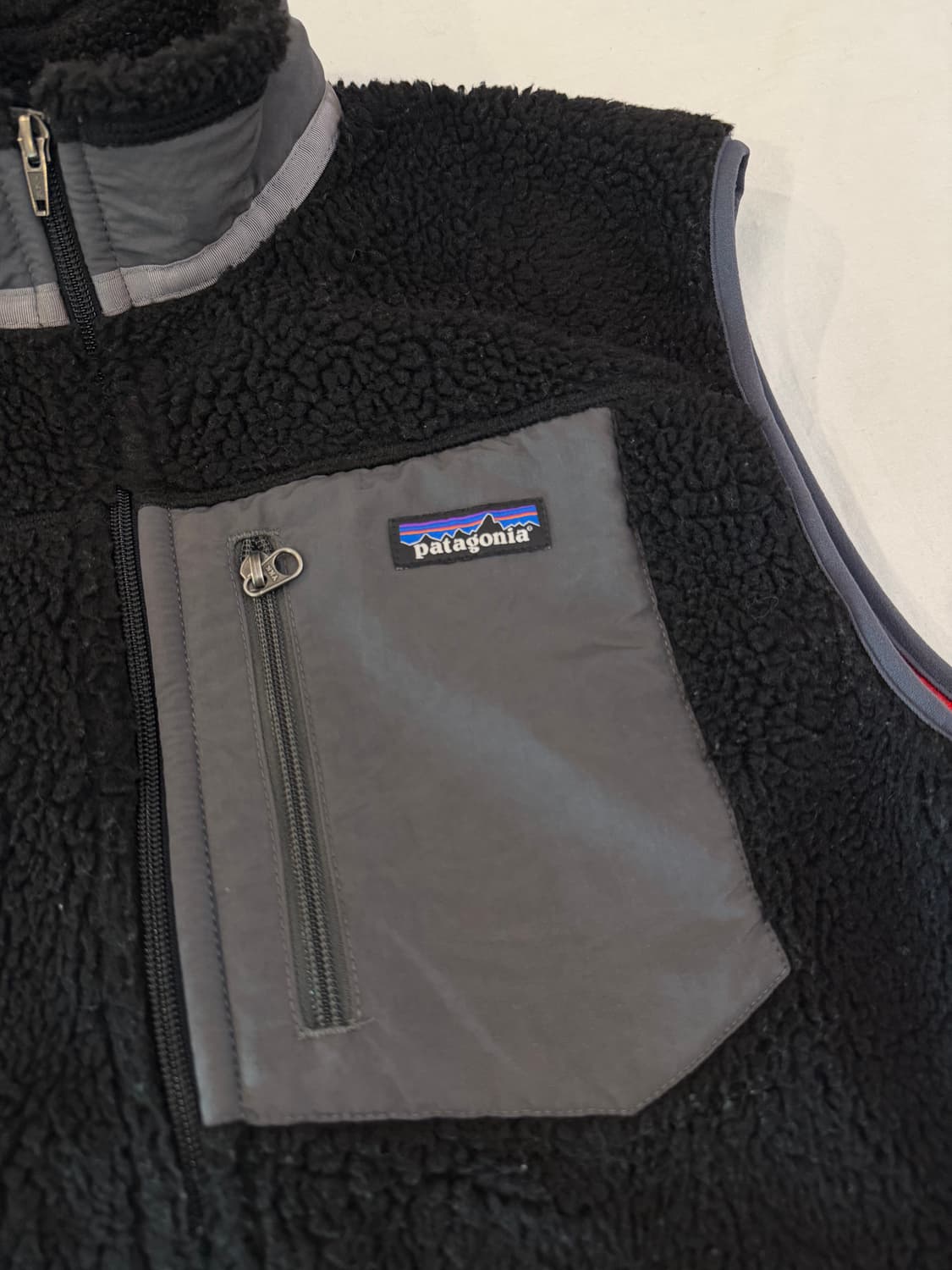 파타고니아 레트로 X 플리스 베스트 블랙 상품이미지2