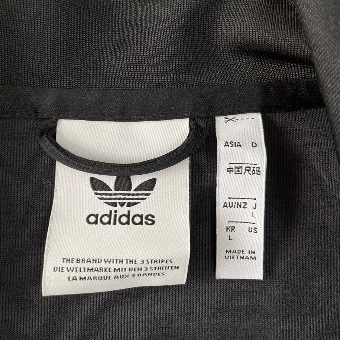 L 아디다스 에센셜 트랙탑 블랙 져지 유로파 100 상품이미지4