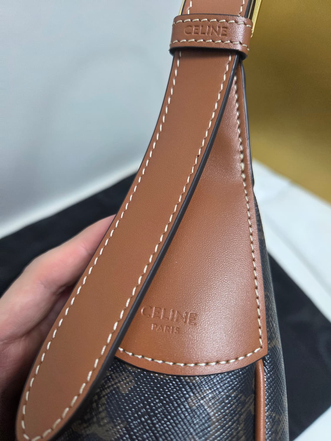 [새상품] 셀린느 엘로이즈 트리옹프 캔버스 가방 백 풀구성 상품이미지3