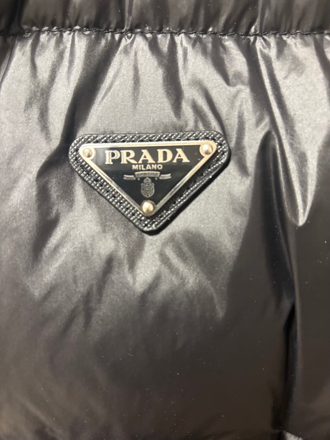 36size 프라다 리나일론 크롭 컨버터블 다운 재킷 패딩 상품이미지4
