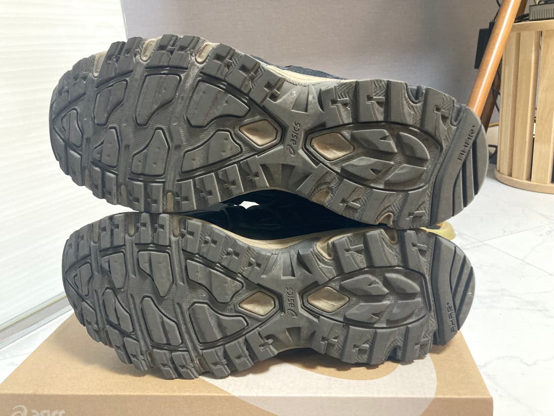 (거의 새것)아식스 젤 소노마 일본판 블랙페퍼 275-280 상품이미지6