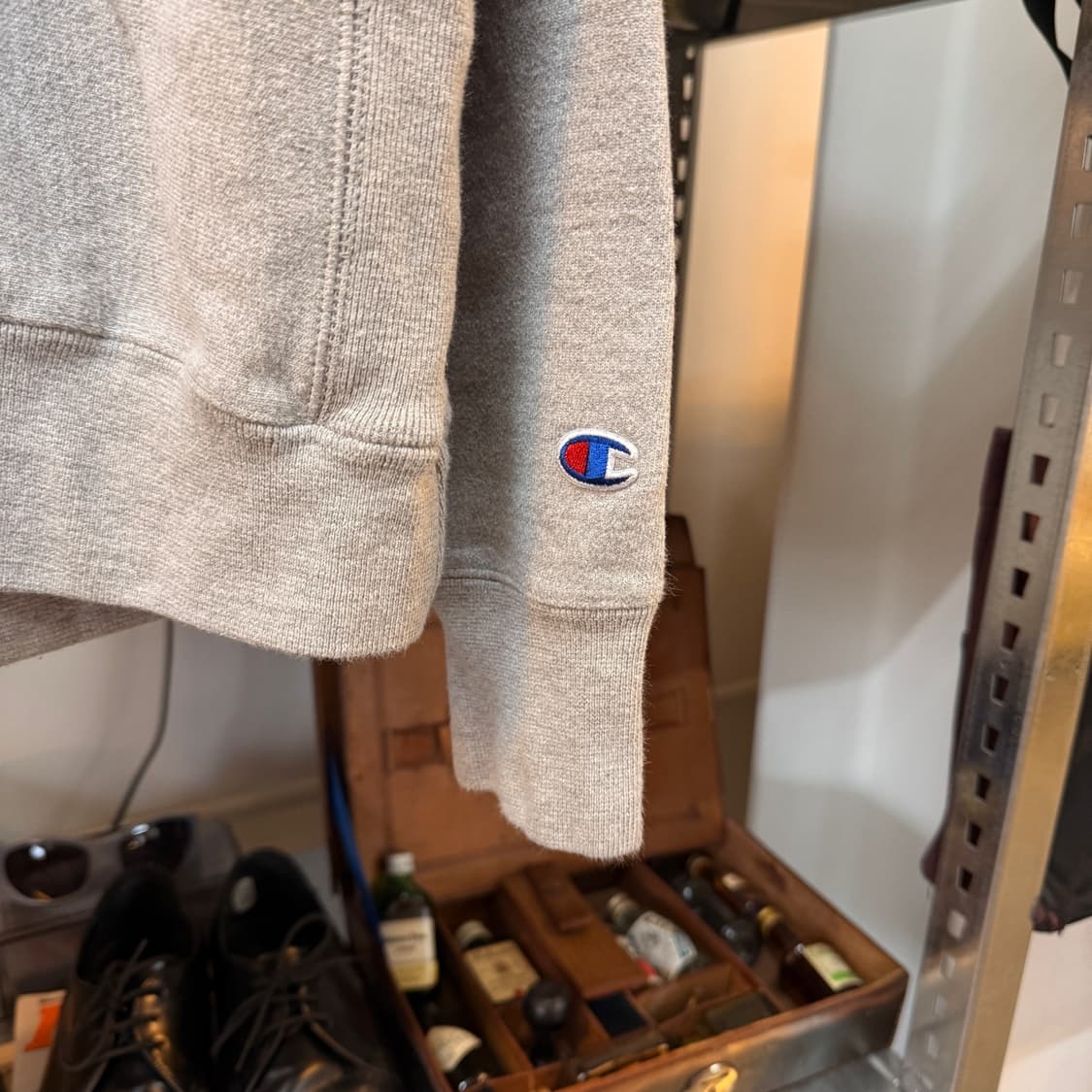 챔피온 리버스위브 MONKISH 스웻셔츠 상품이미지3