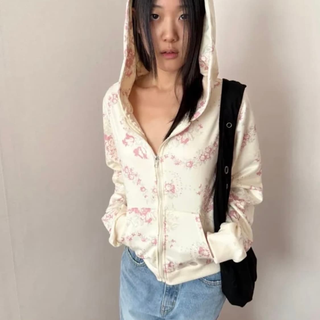 팁씨 celain rose zip hoodie 꽃무늬 플라워 후드집업 상품이미지1