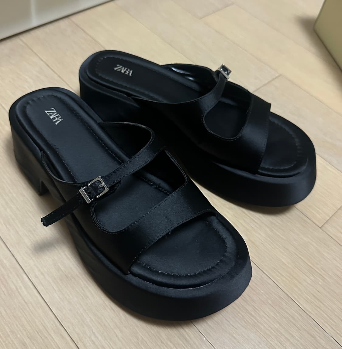 자라 플랫폼 샌들 36 (235) 상품이미지2