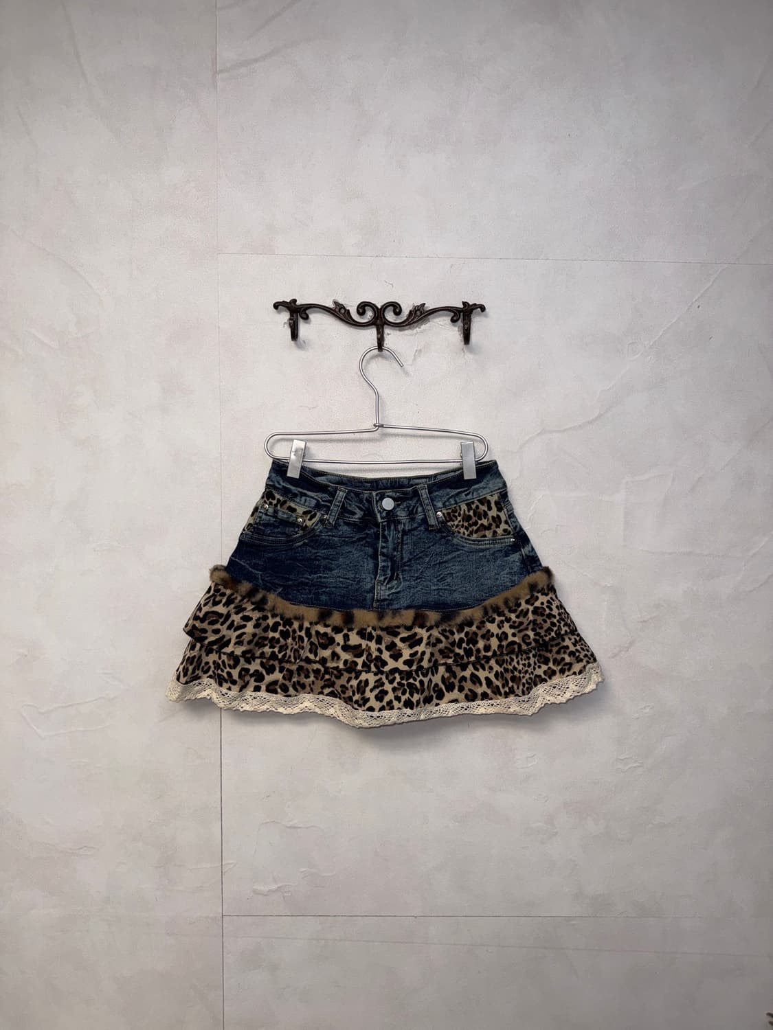 Washing denim leopard fur trimmed sk 상품이미지1