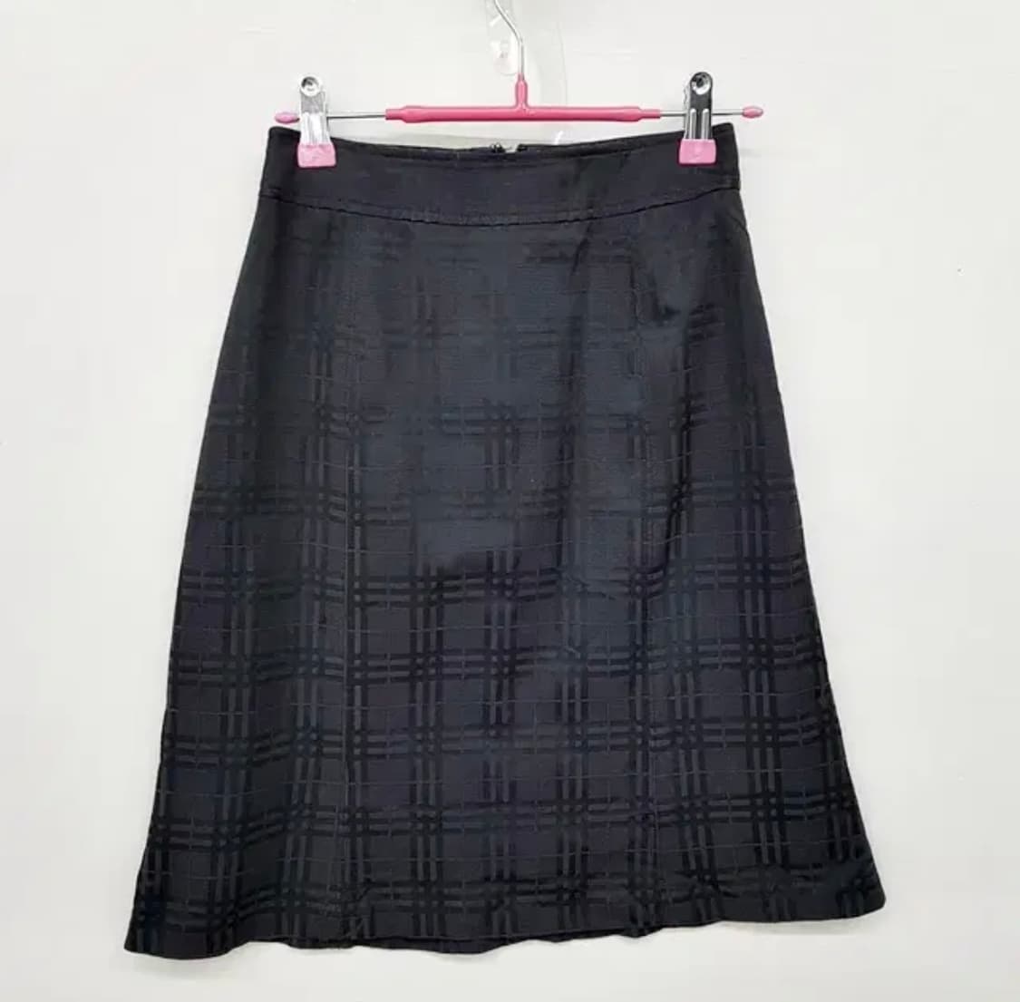 버버리 런던 체크스커트 고스펑크 상품이미지1