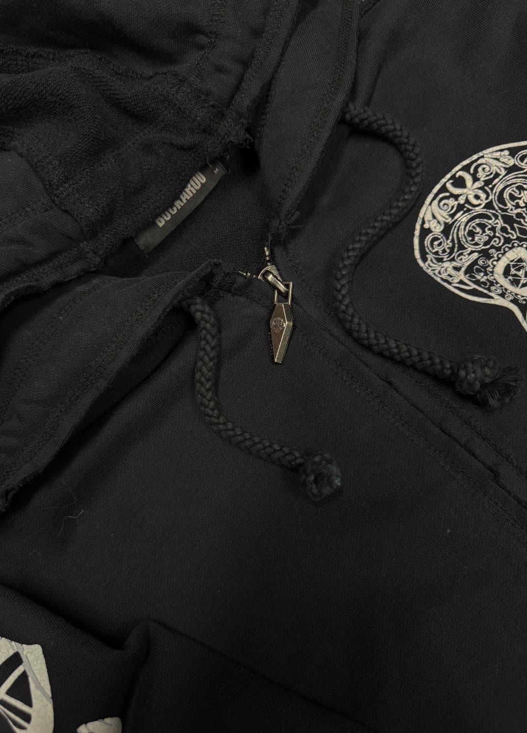 버카루 스컬로고 데미지 후디 상품이미지4