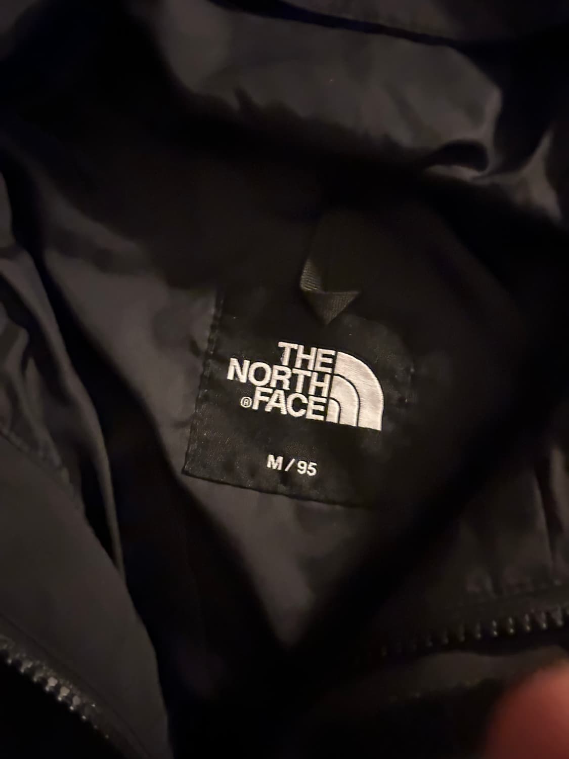 노스페이스 바람막이 상품이미지4